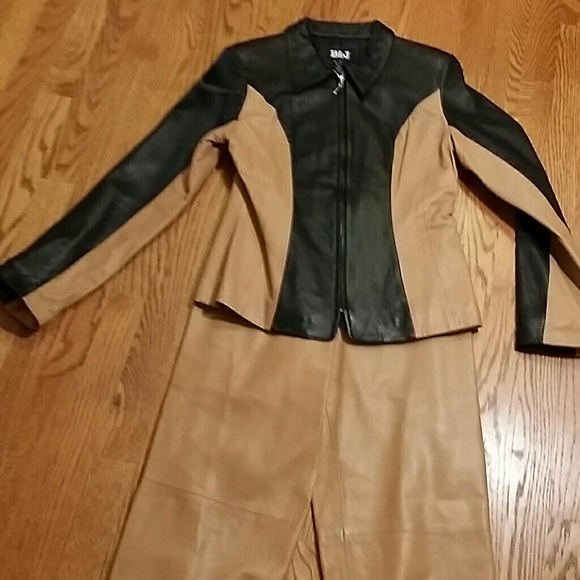 Real Leather set - Picture 1 of 4